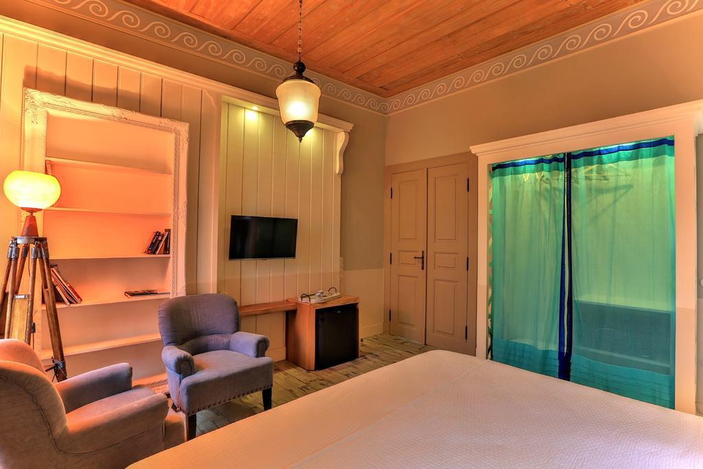 ألاتشاتي 1850 Hotel Kemalpasa المظهر الخارجي الصورة